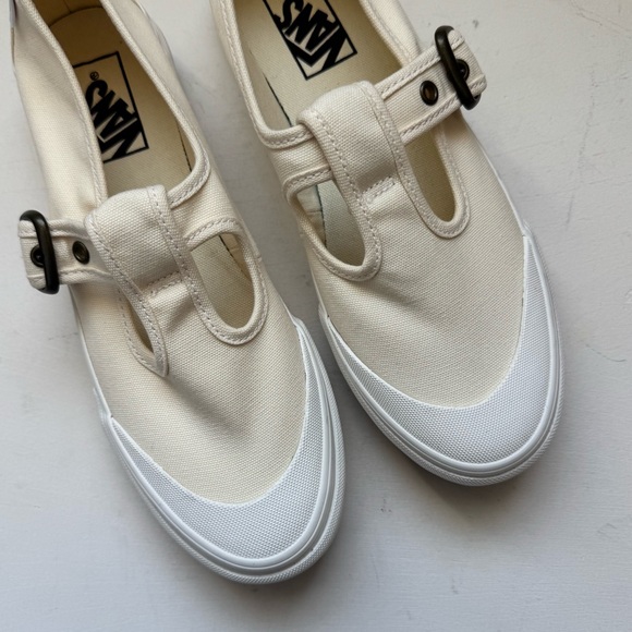 Vans Mary Jane Sneakers - Picture 3 of 9